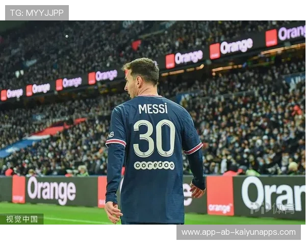 巴黎圣日耳曼因登贝莱金球奖再获关注，巴黎圣日耳曼赞助费