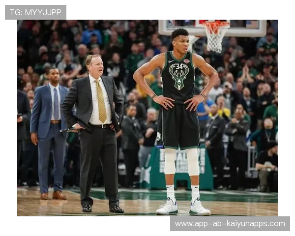 雄鹿的轮换真豪华，板凳深度羡煞全联盟，mallory雄鹿