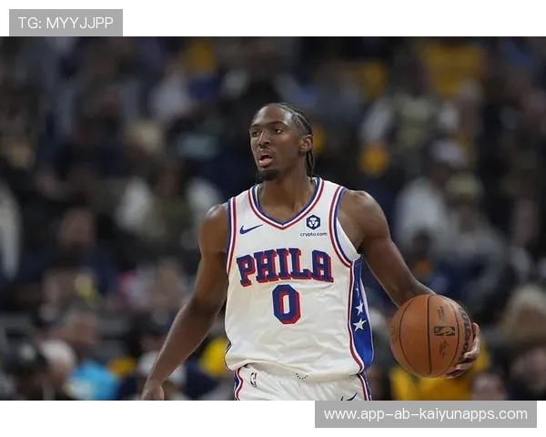 马克西六场比赛已得分200+三分25+，追平库里并列历史最快，马克西2020新秀